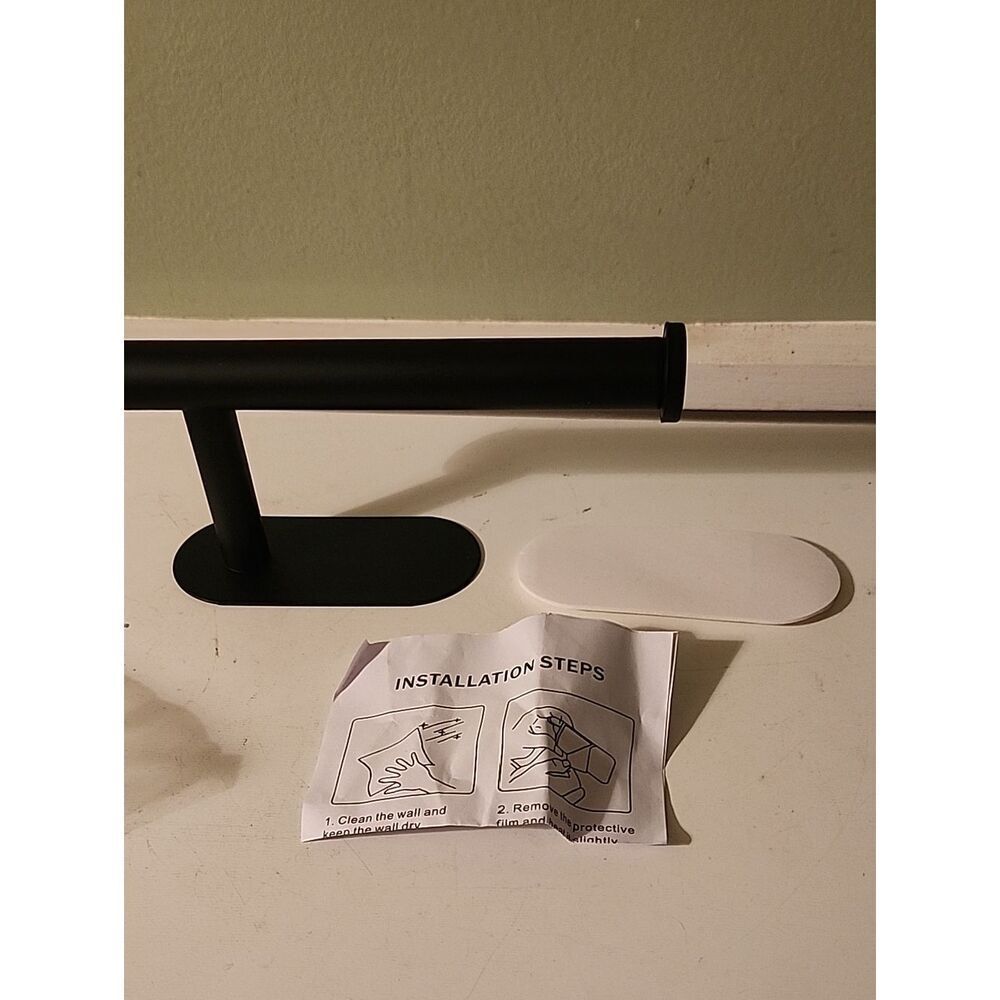 Matte Black Wall-Mounted Toliet Paper Holder